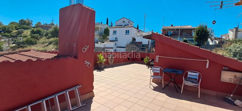 Foto 4672a6c4-c789-478c-90c5-8930f86930a2. Xalet amb xemeneia calefacció aparcament piscina a Masquefa