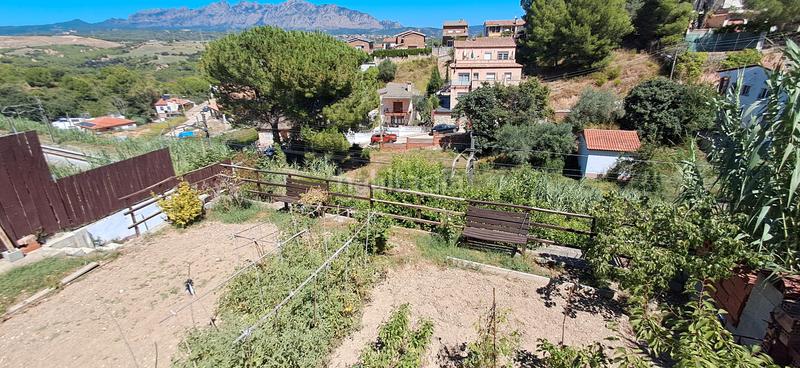 Foto 6143bb47-5a2f-4b52-bdcd-6a3399b0153e. Xalet amb xemeneia calefacció aparcament piscina a Masquefa