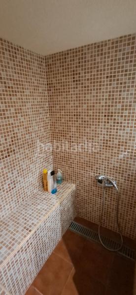 Foto 6dbc47da-ff2a-4d86-89fb-ccd9a70dac90. Xalet amb xemeneia calefacció aparcament piscina a Masquefa