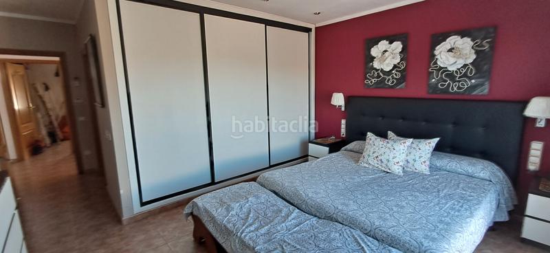 Foto 76002c4e-2156-4839-9bc1-0d57a29f836f. Xalet amb xemeneia calefacció aparcament piscina a Masquefa