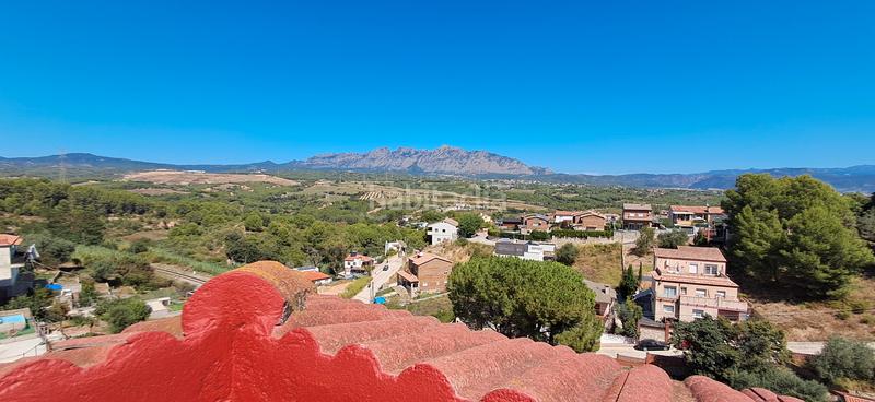 Foto 89cb35b1-c054-47cd-8bcf-28985115a7a1. Xalet amb xemeneia calefacció aparcament piscina a Masquefa