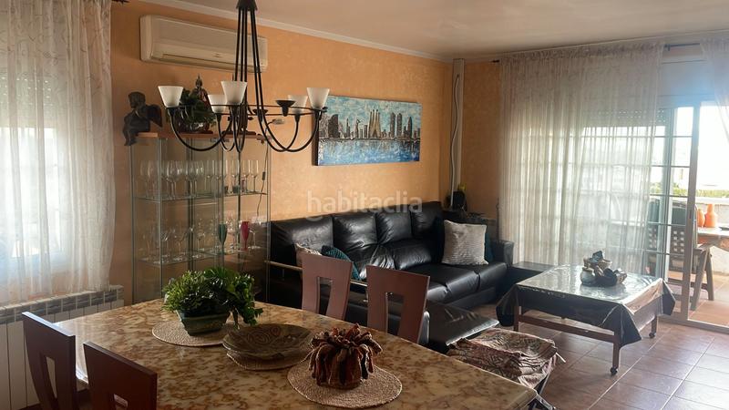 Foto ce67775e-1dd8-4e64-9a66-ccb968dd0ba8. Xalet amb xemeneia calefacció aparcament piscina a Masquefa