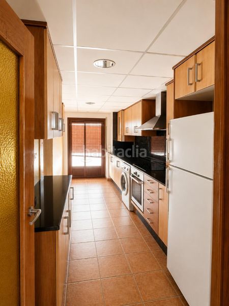 Foto a4bb0f1b-ebcc-4c56-9c91-e2b9e07e42f5. Pis a Centro Chiva