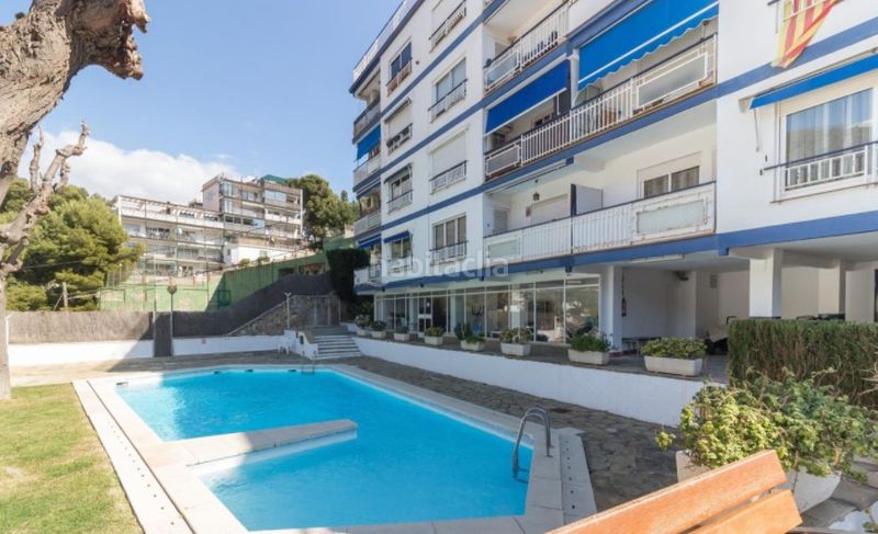 Foto 1b011ea6-e1a3-4d46-afb1-5366683ccf71. Apartament amb xemeneia calefacció aparcament piscina a Castelldefels