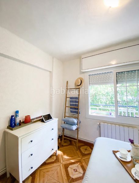 Foto 4fb90358-d3f5-4d9f-8f26-72b61be218c4. Apartament amb xemeneia calefacció aparcament piscina a Castelldefels