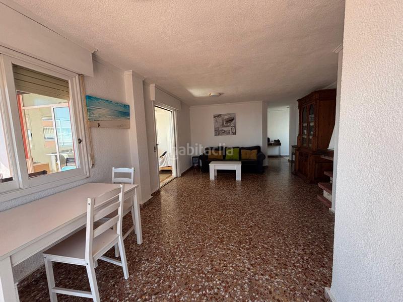 Foto ffe09941-6b9e-4a9e-a1d9-1fa3423dbf2c. Rent penthouse with fireplace in Los Europeos Torrevieja