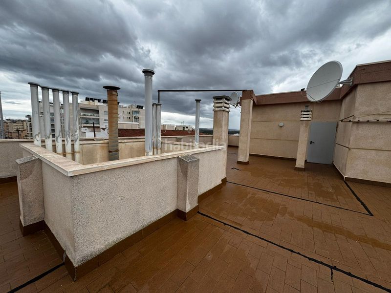 Foto 35bfa6b8-8afb-4ddd-9796-ca8f48f94b6d. Àtic amb piscina a Los Europeos Torrevieja