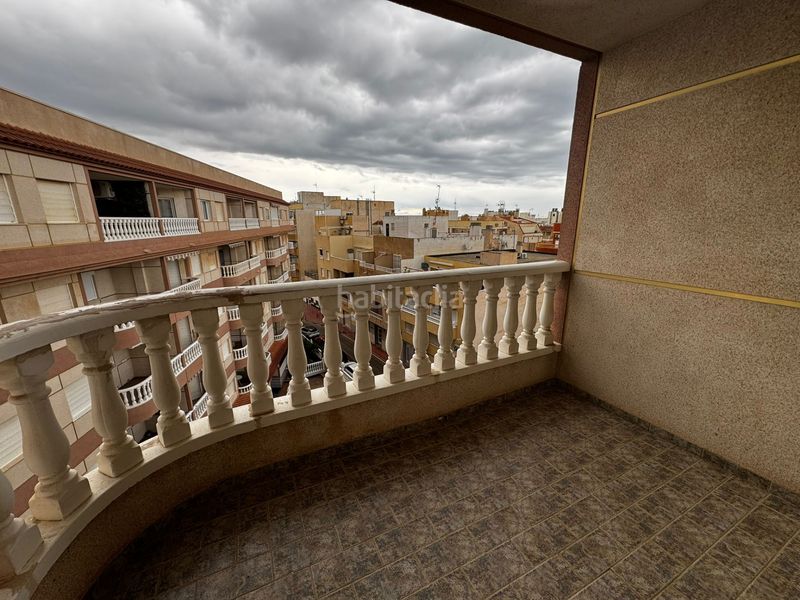 Foto 46d56d4a-cc5b-4931-9d02-d6a00fbf4f37. Àtic amb piscina a Los Europeos Torrevieja