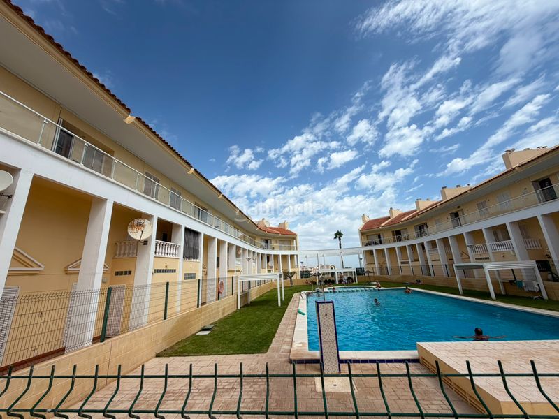Foto d9448e86-4691-4a25-8de0-5cdda112cd0c. Pis amb piscina a Torreblanca Torrevieja