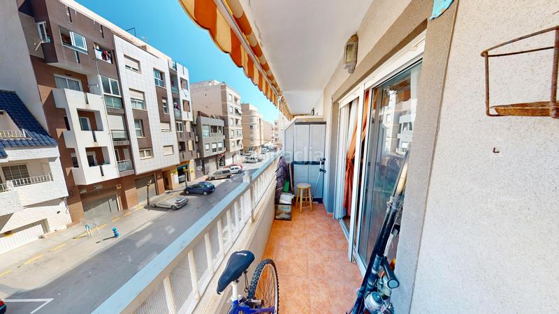 Foto bf7b91e1-61d1-4d4f-9310-2fdf63ff16ff. Piso  en venta en calle san luis en El Molino Torrevieja
