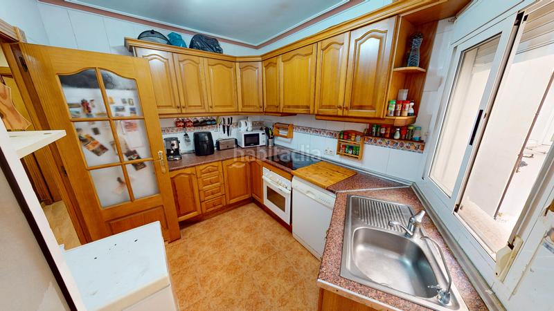 Foto e49540bc-5db1-4e7b-9896-54d3990bb9f6. Piso  en venta en calle san luis en El Molino Torrevieja