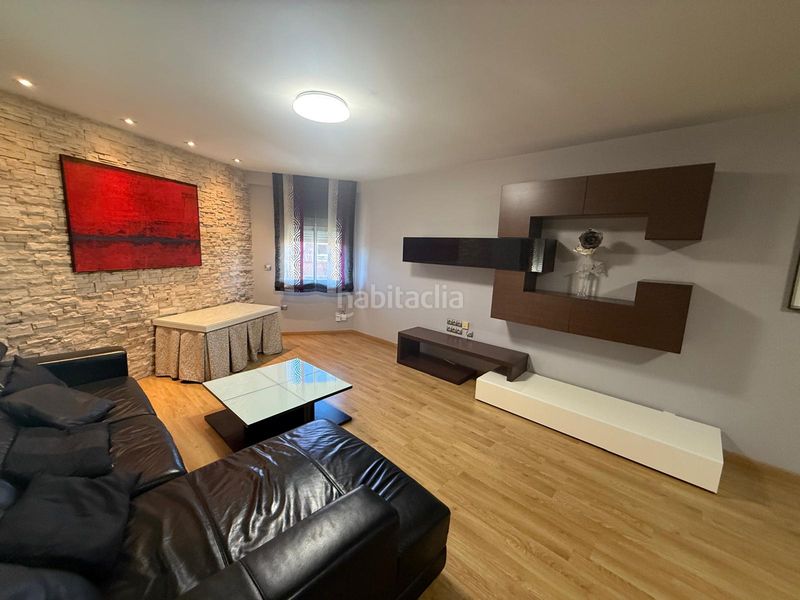 Foto 008d0335-34ae-4523-82c9-597030293309. Piso en Peñamefecit - Avda Barcelona Jaén