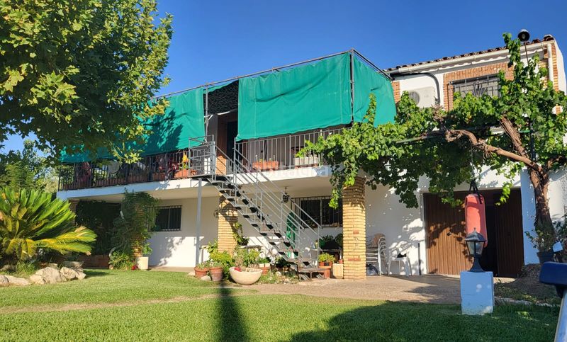 Foto a76de166-cb7a-44fb-a41d-5b624e7ab161. Xalet amb calefacció aparcament piscina a Puente Jontoya - Puente de la Sierra - El Arroyo Jaén