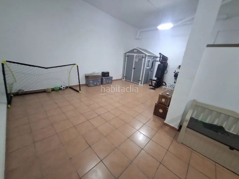 Foto 7836c46a-dfe2-4b68-b524-44d13ac80b4a. Casa amb xemeneia calefacció a Santa Isabel Jaén