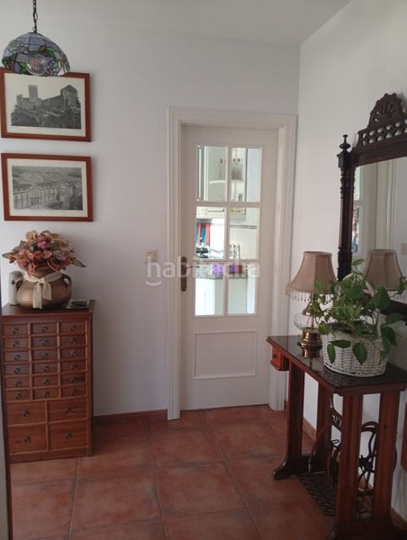 Foto e57e0abc-49d6-45da-8ac8-9faa0bad8042. Casa adossada amb xemeneia calefacció a Peñamefecit - Avda Barcelona Jaén