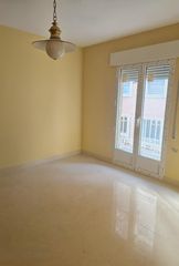 Etagenwohnung in San Bartolomé - Millán de Priego