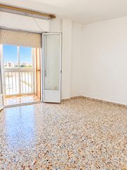 Piso en And�jar. Oportunidad en and�jar! vivienda luminosa para reformar a tu gus