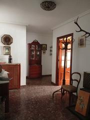 Appartamento  Paseo de la estación. Amplio piso en el centro con garaje.