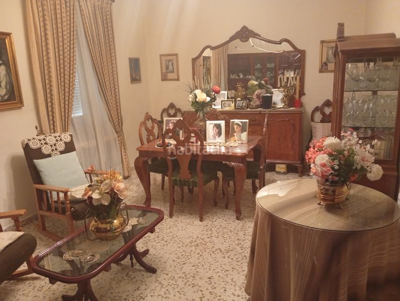 Foto 5ed4e6a0-ddeb-40ac-a314-de9ce96147e9. Casa adossada amb aparcament a Belén - San Roque Jaén