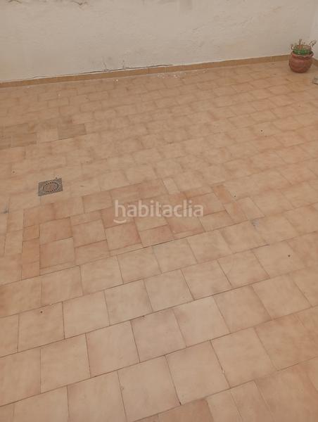 Foto b749efdd-f6ac-43bb-8305-35f76cbb93b5. Casa adossada amb aparcament a Belén - San Roque Jaén