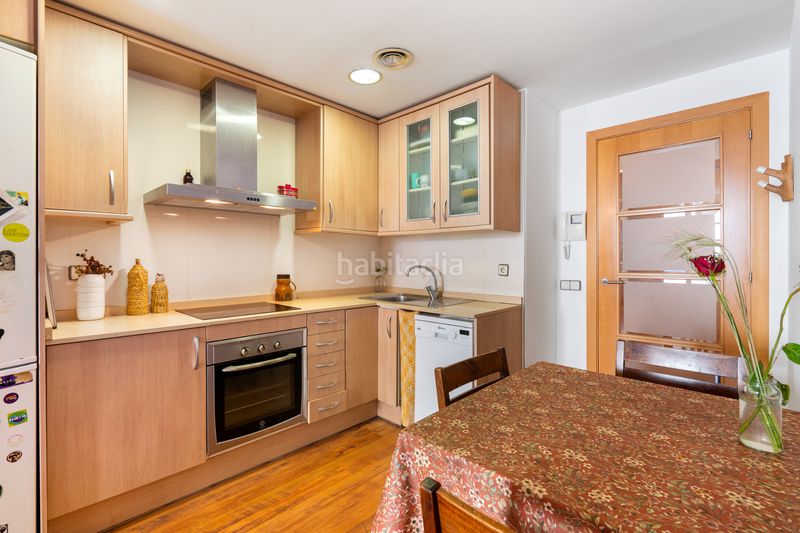 Foto 66df1dd7-6094-49c0-a909-bb5d253d7132. Pis amb calefacció a Raval Barcelona