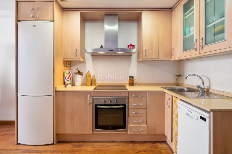 Foto bb20018b-ef25-4d93-ad9b-d032d17d4f4e. Pis amb calefacció a Raval Barcelona