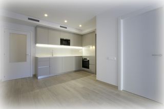 Piso en La Torrassa. Estrena piso en collblanc: moderno, eficiente y listo para entra