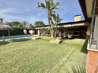 Chalet  Urbanizacion pino grande. Espectacular chalet en urbanización pino grande