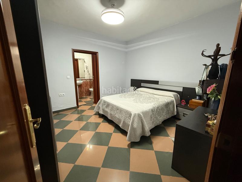 Foto f7aedb8c-951a-4f5a-8c83-26879fdfe889. Casa adosada en Torreblanca Sevilla