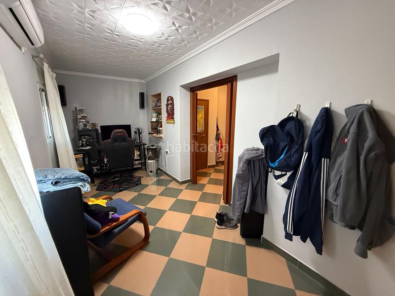 Foto 0b0bf36c-1173-4bd7-90e1-13eeb371132c. Semi detached house with heating in Torreblanca Sevilla