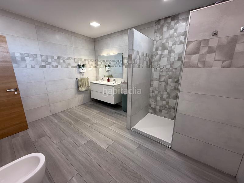 Foto 9ca656a5-448a-475a-b1fd-59bac8a5b9f8. Semi detached house with heating in Torreblanca Sevilla