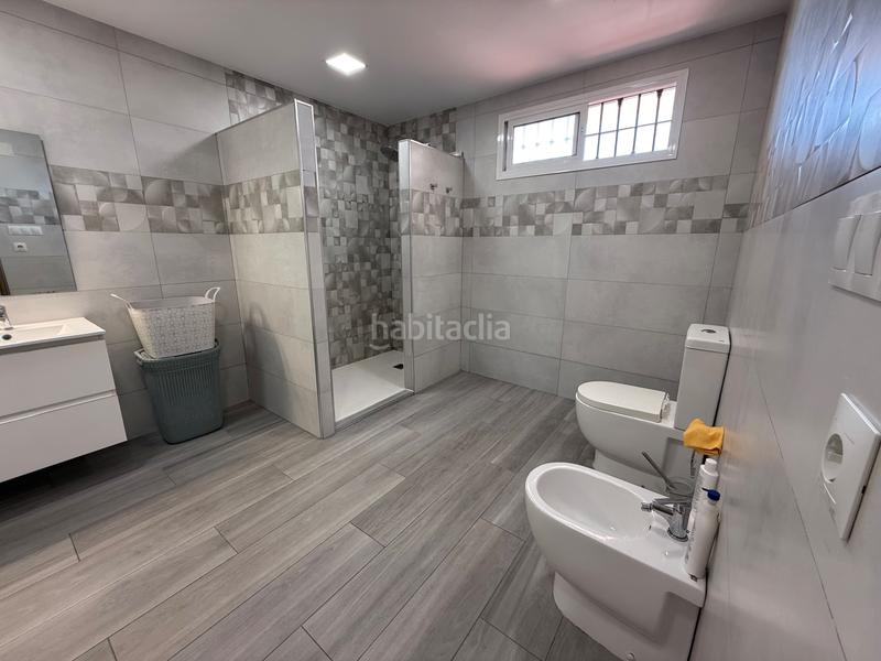 Foto ad857293-63d2-41b3-808b-34f79a158863. Semi detached house with heating in Torreblanca Sevilla