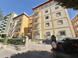 Pis a Avenida Andalucia De