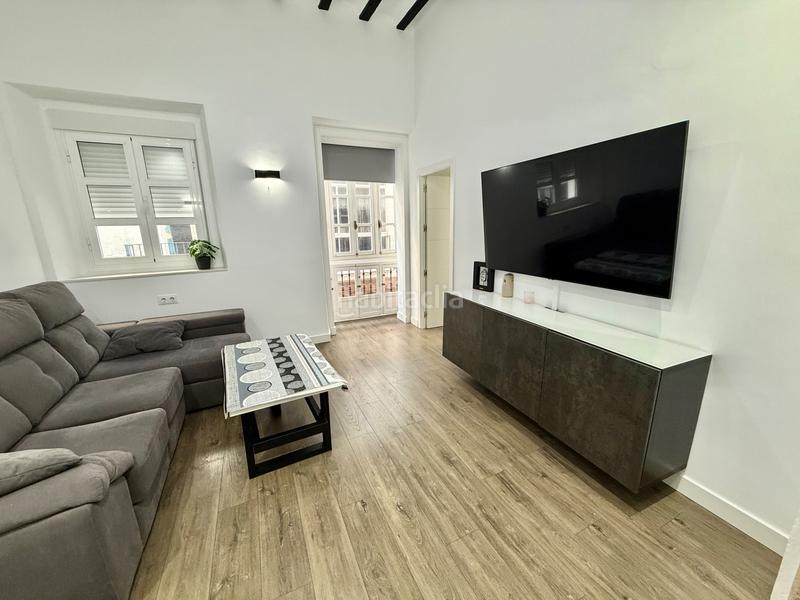 Foto 448379ce-a5ee-4a17-a45d-ca470ba738c0. Pis amb calefacció a Alameda - Mentidero - Teatro Falla Cádiz