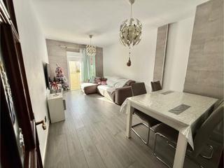 Zweistöckige Wohnung  Calle venezuela