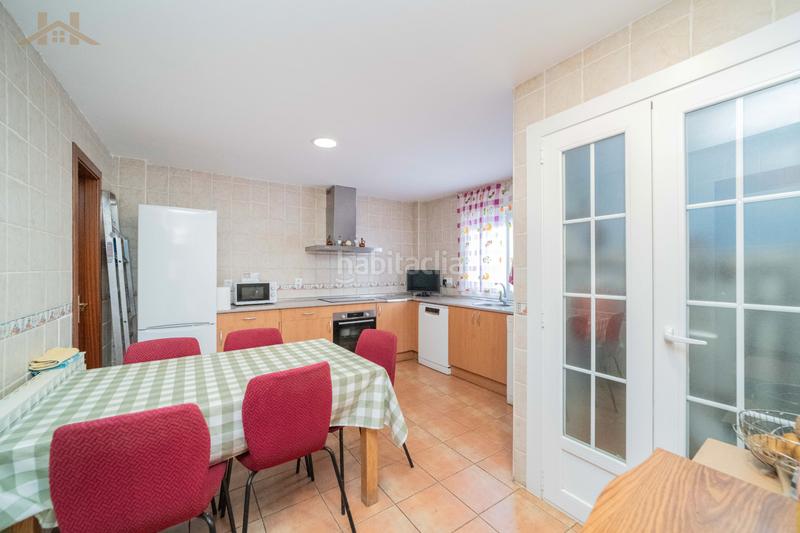 Foto c55e3fd5-546e-4271-802c-b7b67c62b11e. Casa aparellada amb calefacció aparcament a Miraflores de la Sierra