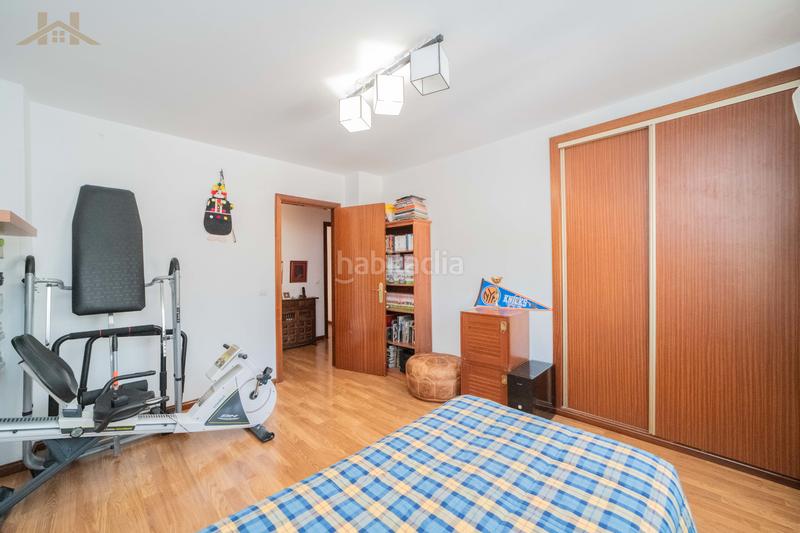 Foto cef8b82f-d09a-4ba1-a426-1721c7f12857. Casa aparellada amb calefacció aparcament a Miraflores de la Sierra