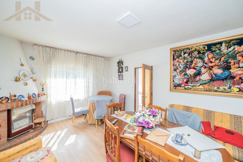 Foto 9a1eb7a2-8f77-47b4-b9de-139de2f87b84. Maison jumelée avec cheminée chauffage dans Soto del Real