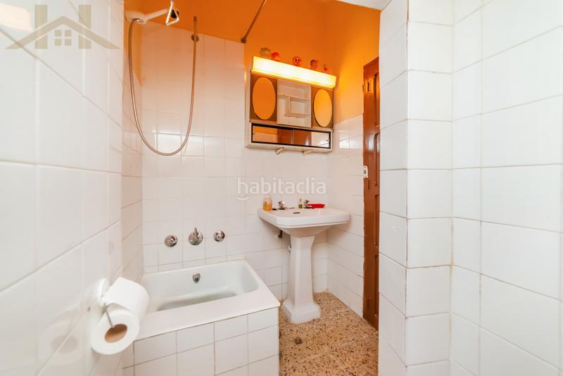 Foto e99a9c33-fa9e-4ae7-9fa0-5901759bd523. Casa bifamiliare con riscaldamento in Miraflores de la Sierra