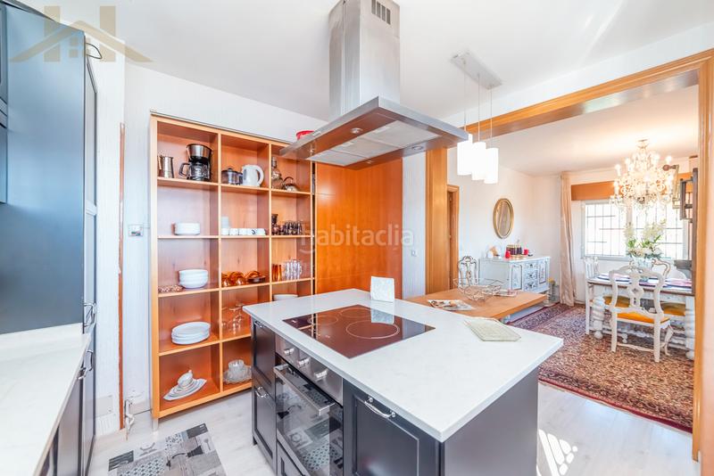 Foto 39c4af61-bce6-424f-b2c4-a5cf4f2b7e94. Xalet amb xemeneia aparcament a Manzanares el Real