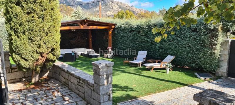 Foto 8f155237-7839-4549-b193-8b46363affb1. Xalet amb xemeneia aparcament a Manzanares el Real