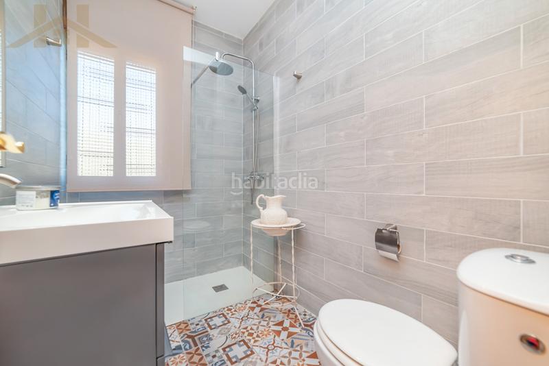 Foto f3628075-014b-49c4-bbd6-5284b5f12367. Xalet amb xemeneia aparcament a Manzanares el Real