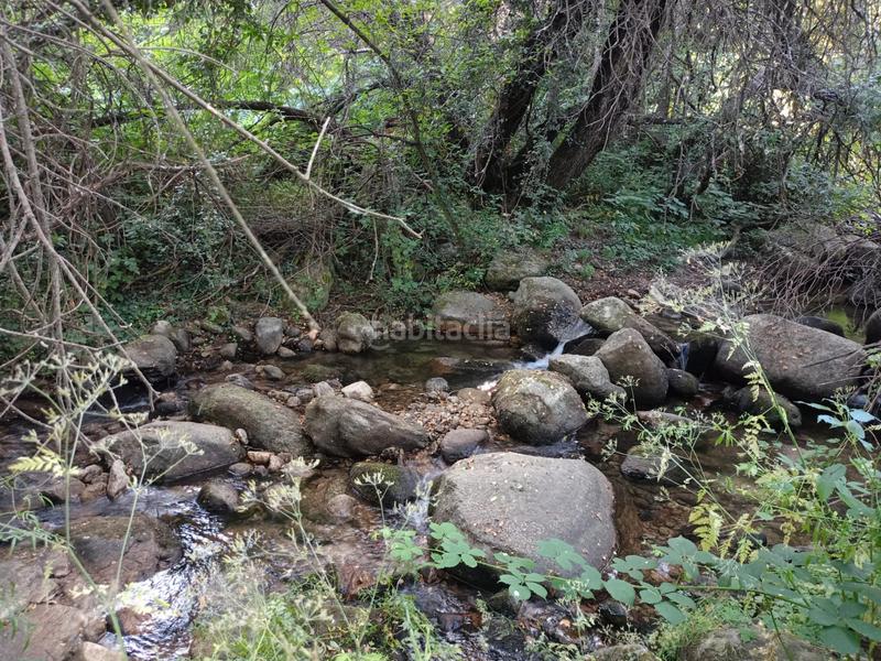 Foto b078b8ad-9cb7-41d0-a4bb-a8a0394b436e. Propriété dans Miraflores de la Sierra