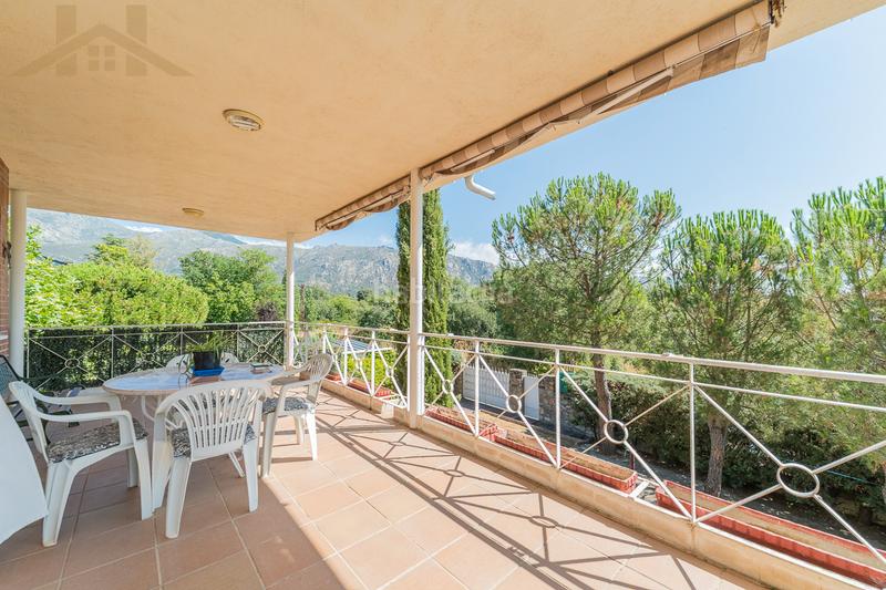 Foto 2b5cec67-e424-4c80-841d-5e73cc48d1d4. Chalet avec chauffage parking dans Mataelpino