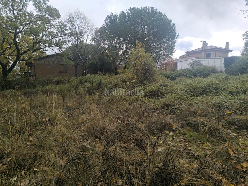 Foto b7793200-7f41-4d7a-902f-4b3f89ef71a9. Wohngrundstück in Miraflores de la Sierra