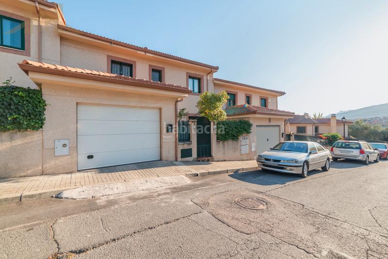 Foto 76695a25-6db4-4a20-8f12-7c9ad42cec4f. Casa bifamiliare con riscaldamento parcheggio in Miraflores de la Sierra