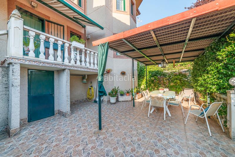 Foto 7f74ceb5-d1ed-41c0-aa4d-377007d2dc77. Casa bifamiliare con riscaldamento parcheggio in Miraflores de la Sierra