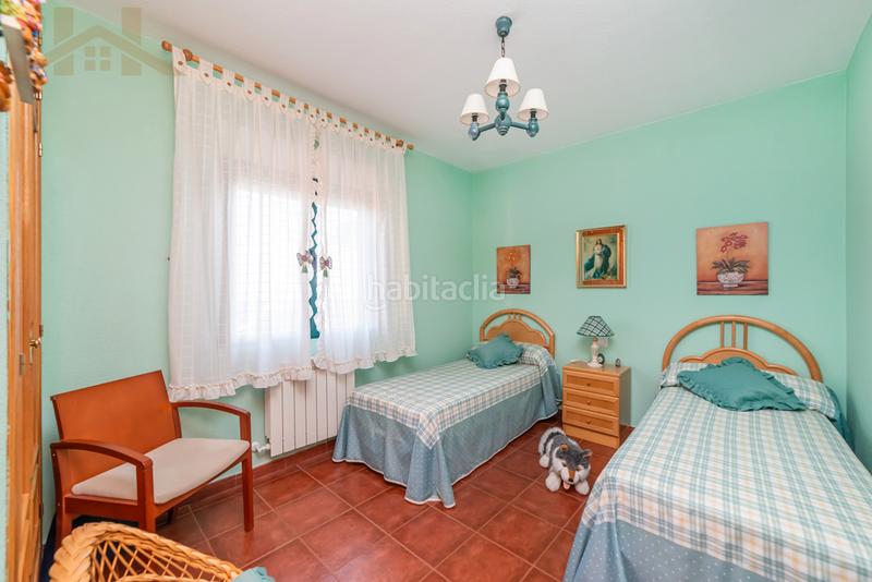 Foto 95baaba9-642b-4fac-92fd-89ba8c384032. Casa bifamiliare con riscaldamento parcheggio in Miraflores de la Sierra