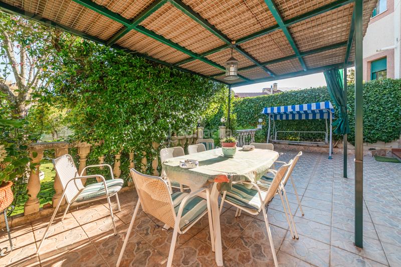 Foto c8522805-2006-4183-9173-ec292f6907aa. Casa bifamiliare con riscaldamento parcheggio in Miraflores de la Sierra