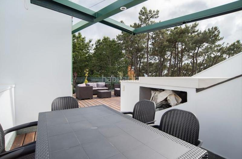 Foto 0894d174-71bf-4026-bf91-43dedc057b13. Àtic amb calefacció aparcament a Sanxenxo pueblo Sanxenxo